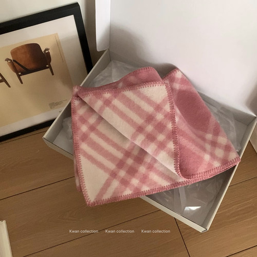 韩系粉色格纹羊毛围巾秋冬新款