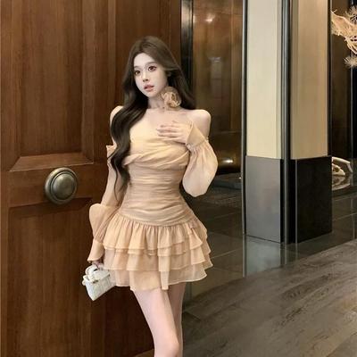 2024港味柔雾玫瑰连衣裙