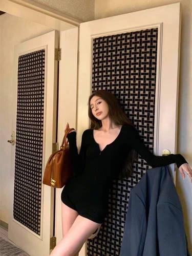 黑色美式长袖连体衣裤女