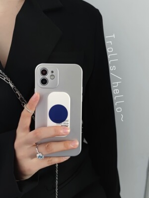 金属银与克莱因蓝支架mate50