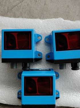 OLM100-1001  条码定位 线性测量传感