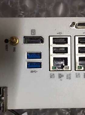 NI PXle-8880功能正常，成色好！九九新，功能Ok