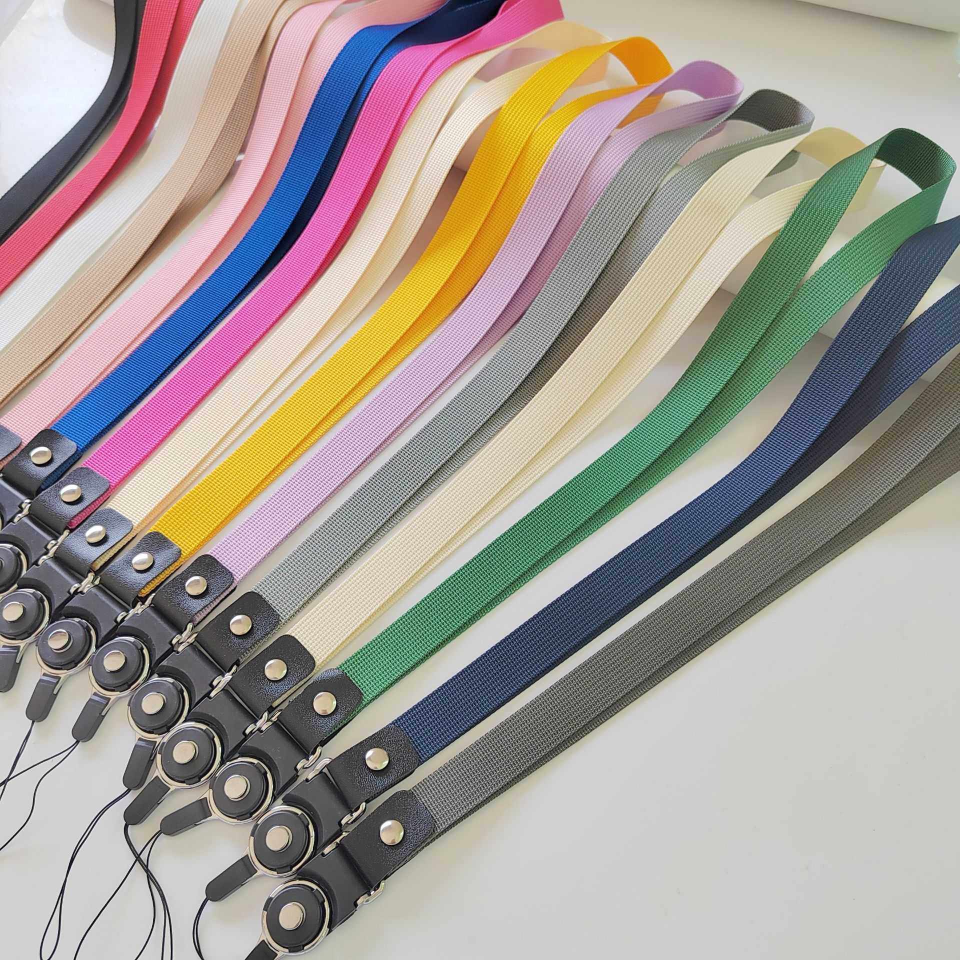 新款直销热销跨境电商外贸简约纯色织带手机长挂脖绳展会工作证胸,3C数码配件,手机挂件/手机链,淘宝优惠券,粉丝福利购,淘宝优惠卷