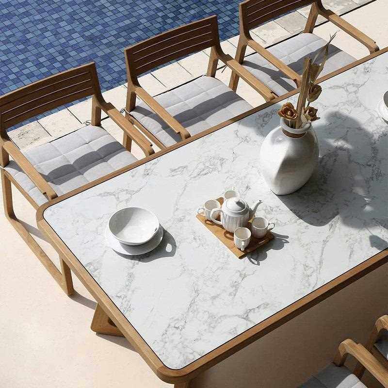 新款直销户外桌椅实木柚木天台阳台庭院花园别墅岩板餐桌防水防腐