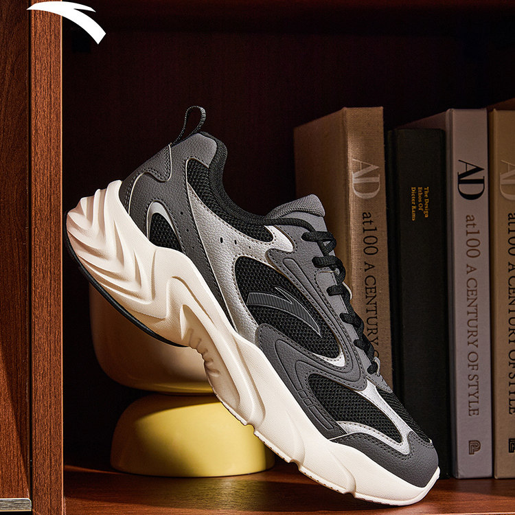 安踏厚底舒适休闲鞋男鞋2026冬季新款黑色百搭运动鞋子112548893