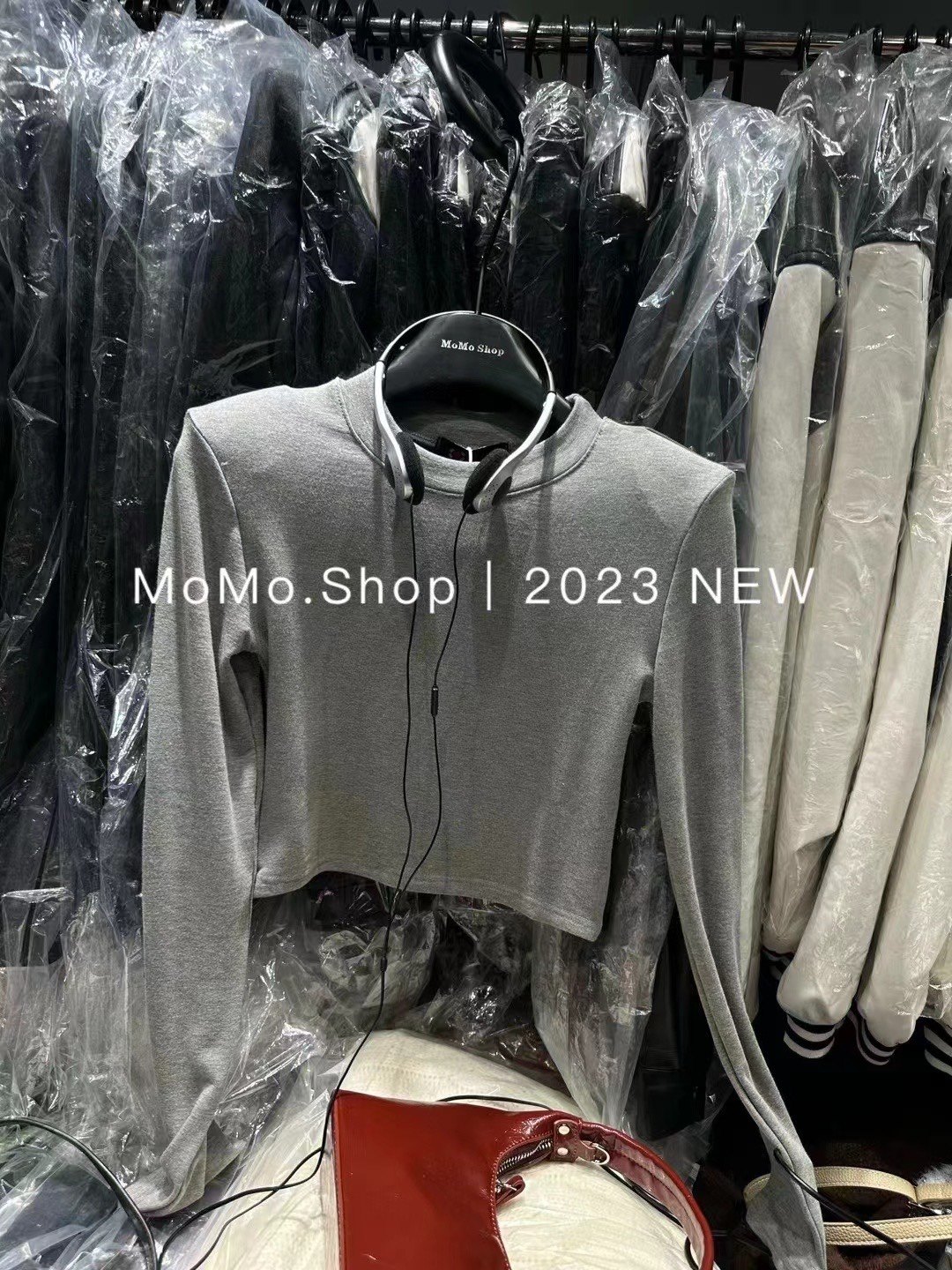 韩版2024秋装新款时尚韩版短款简约修身纯色百搭长袖打底衫T恤女