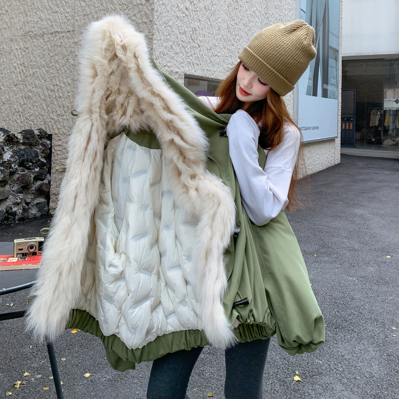 爆真狐狸毛大领子牛角扣25冬90鸭绒羽绒短款ZB237-2566-p435-k668，女装羽绒服，浙宝237