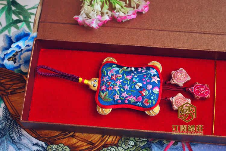 挂件饰品包包挂饰刺绣荷包中国特色礼物送老外出国小礼品福禄寿