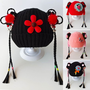 女孩宝宝春秋季儿童冬天加绒保暖假发护耳帽小辫子汉服糖装1周岁2