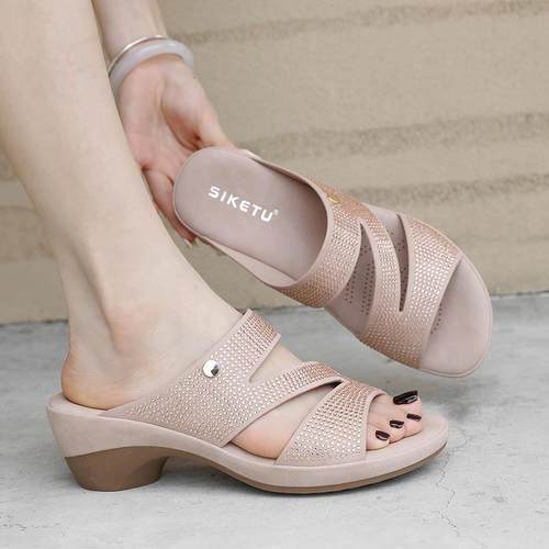 海边沙滩坡跟女式凉鞋678-3 Spot 2025新款凉鞋轻便、舒适、休闲