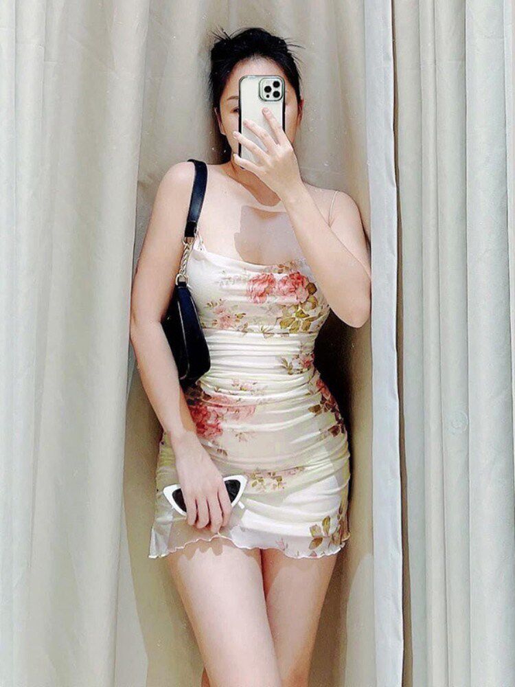过渡性感ZONE夏季凉快网纱花卉印花清纯小白裙女神辣妹约会氛围感