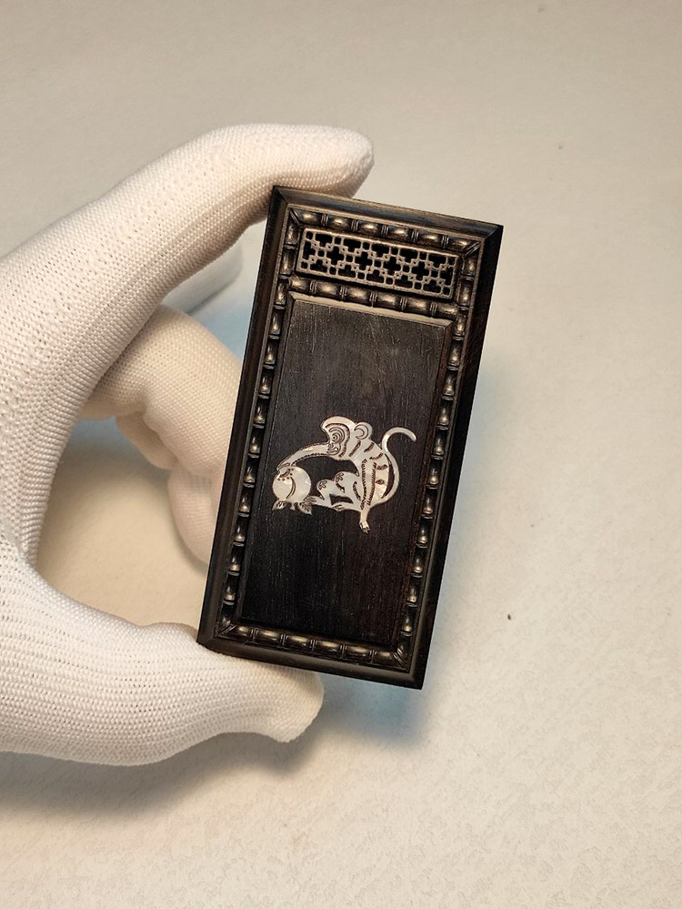 张圣林十二生肖乌木竹蛉盒