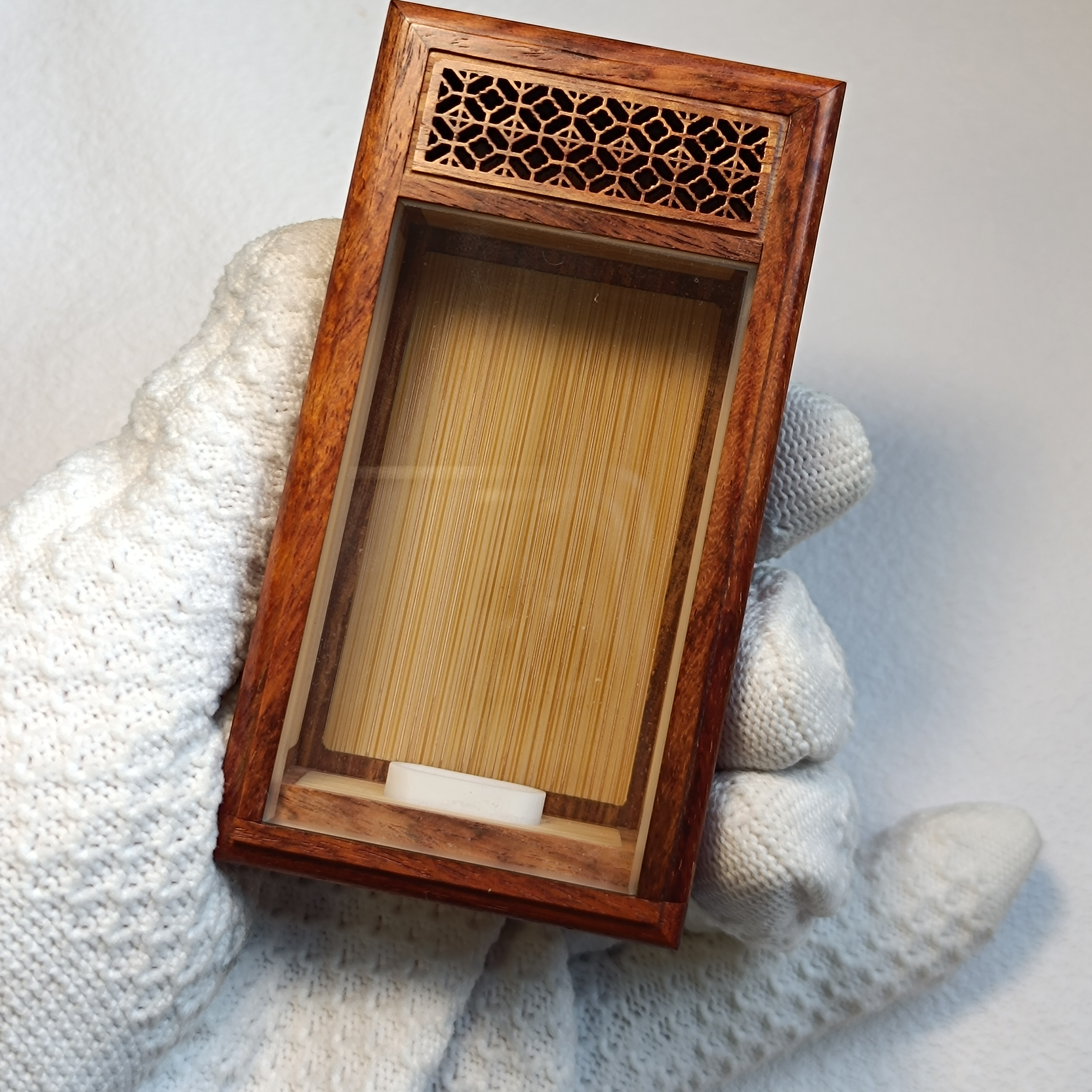 毛师傅紫檀木朝天窗竹蛉盒