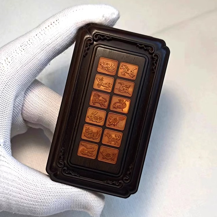 张圣林收藏款老红木嵌橄榄核十二生肖款黄蛉盒 鸣虫盒 蛉子盒蛉虫