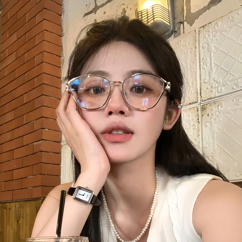 韩版椭圆镂空字母眼镜女高级感素颜神器防蓝光镜大脸显瘦可配度数