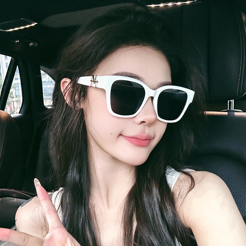 防紫外线个性质感辣妹太阳镜