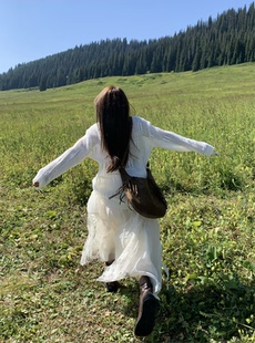 宅宅athome//半岛松茶 重工网纱刺绣拼接蕾丝半身裙高腰不规则裙