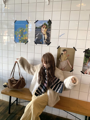 宅宅athome//芬兰雪镜～毛料升级仿狐狸毛V领环保皮草外套