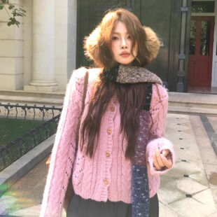 宅宅athome//雾镜粉泡 粉紫色羊毛镂空针织开衫圆领短款软糯毛衣