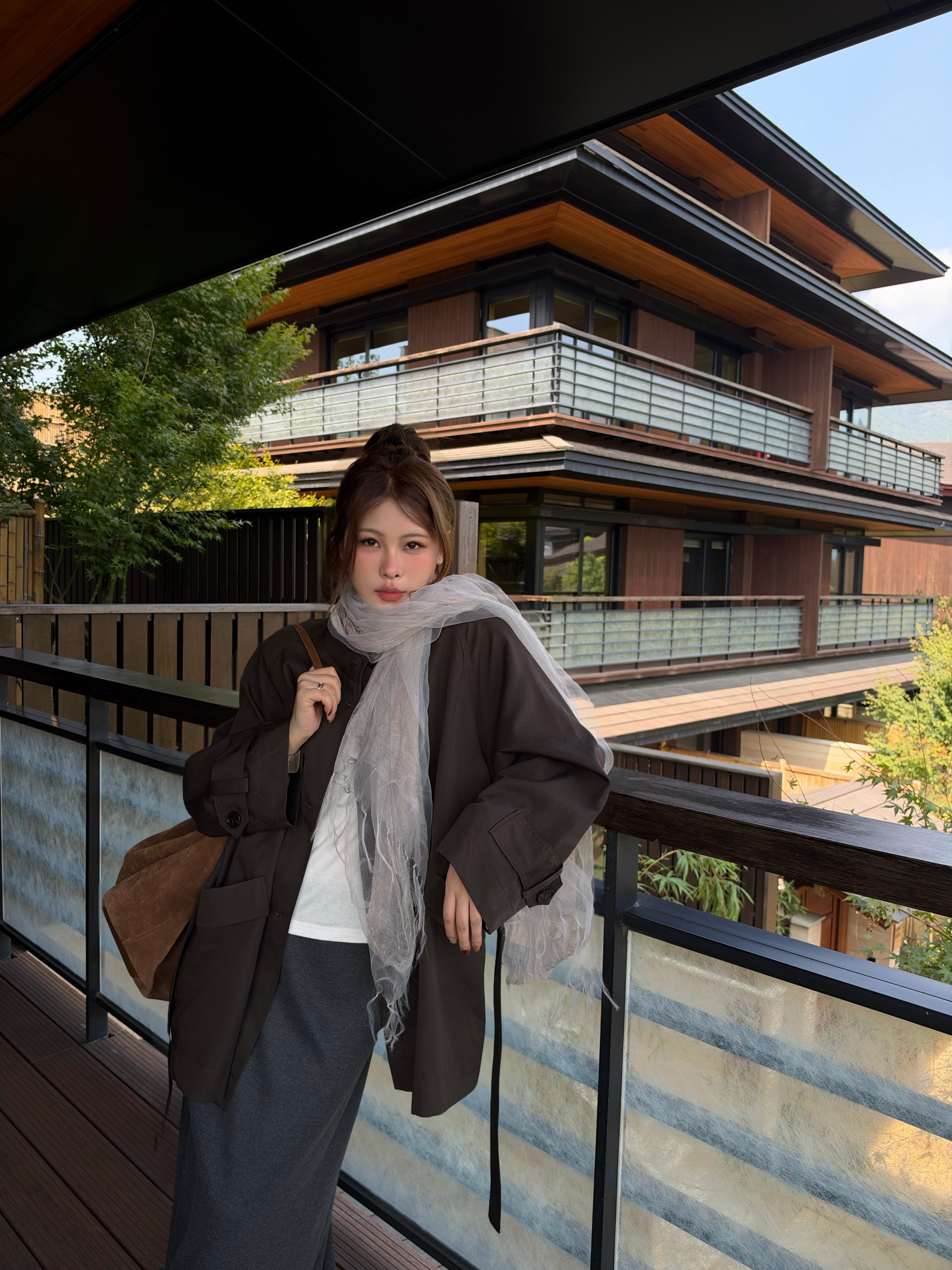 半饱小宅 | 佛里时报 莱赛尔立领松弛韩版风衣宽松廓形气质外套