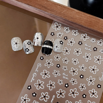 镂空五瓣花浮雕美甲贴纸黑色白色