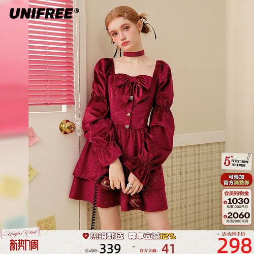 丝绒连衣裙UNIFREEA字型
