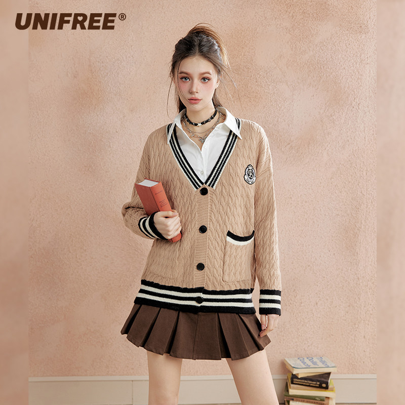 UNIFREE单排扣V领毛针织衫
