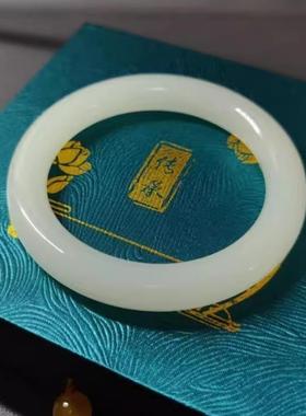 2026带证书天然新疆和田玉冰晴水手镯青白玉镯子手镯子女友母亲节