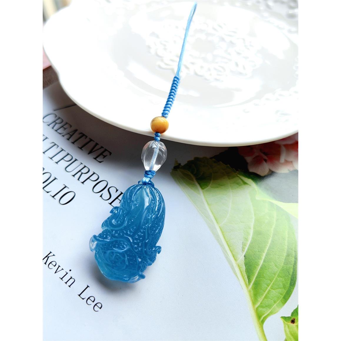 2026天然冰海蓝宝石手机挂件莫甘石袋挂件皮绣玫瑰鱼公主扣配件