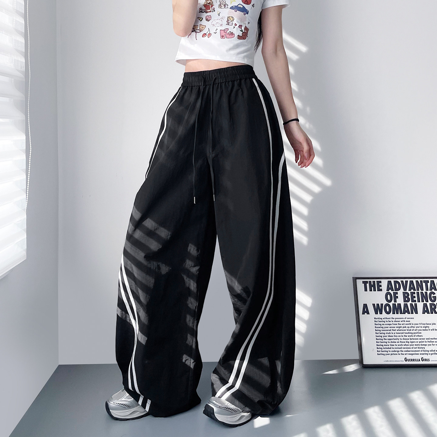 高街美式酷飒冰丝速干运动裤女2026夏季新款大码胖mm大裤腿阔腿裤