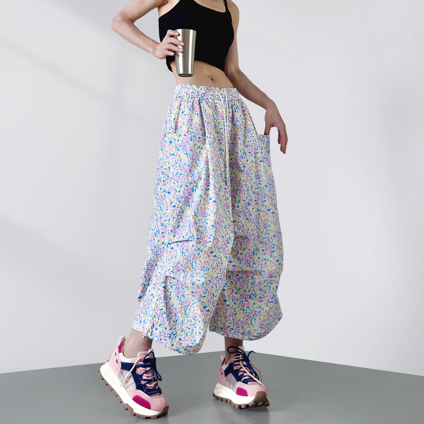 彩绘大码显瘦阔腿裤女夏薄款2026新款宽松遮肉胖mm休闲运动八分裤