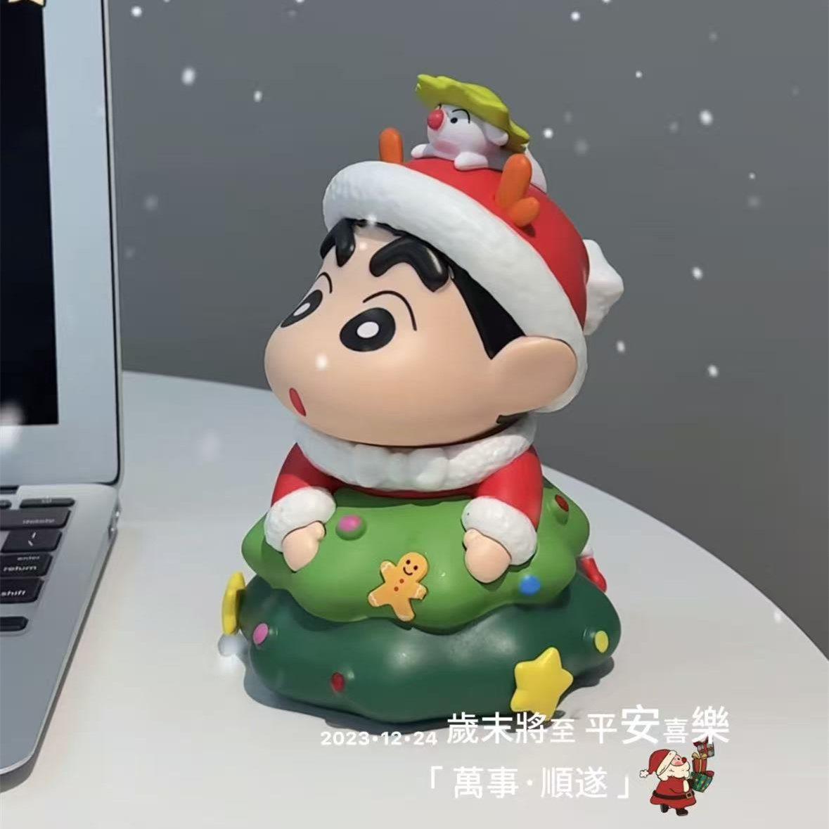 圣诞树蜡笔小新手办公仔玩偶家居装饰品桌面摆件圣诞节礼物送闺蜜