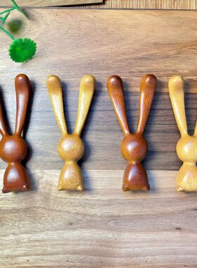 小兔子木制按摩器卡通创意礼物创意鼻刮爆款小摆件手把玩diy