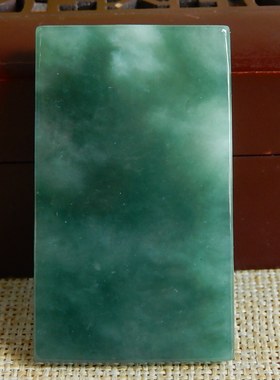 缅甸天然A货翡翠原石明料玉石毛料冰糯种油青片料边角料牌子F6554