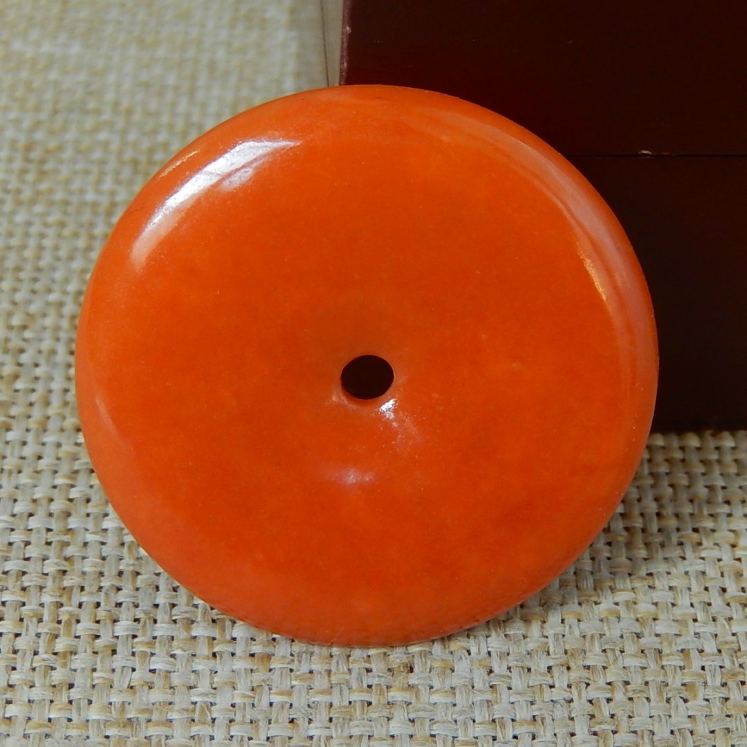 缅甸A货翡翠原石明料玉石毛料冰糯种满色红翡平安扣挂件吊坠K9251