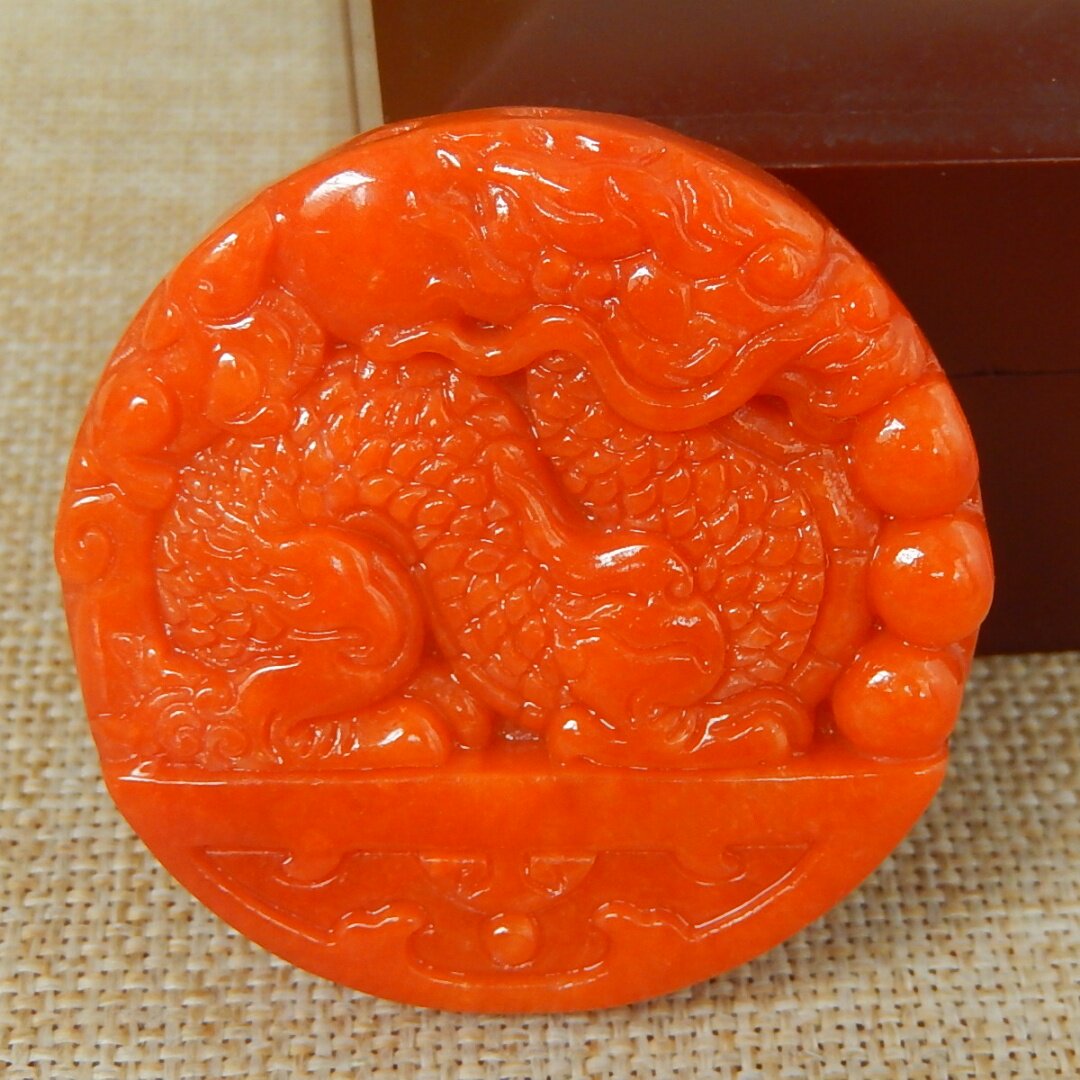 缅甸A货翡翠大马坎满色红翡龙牌