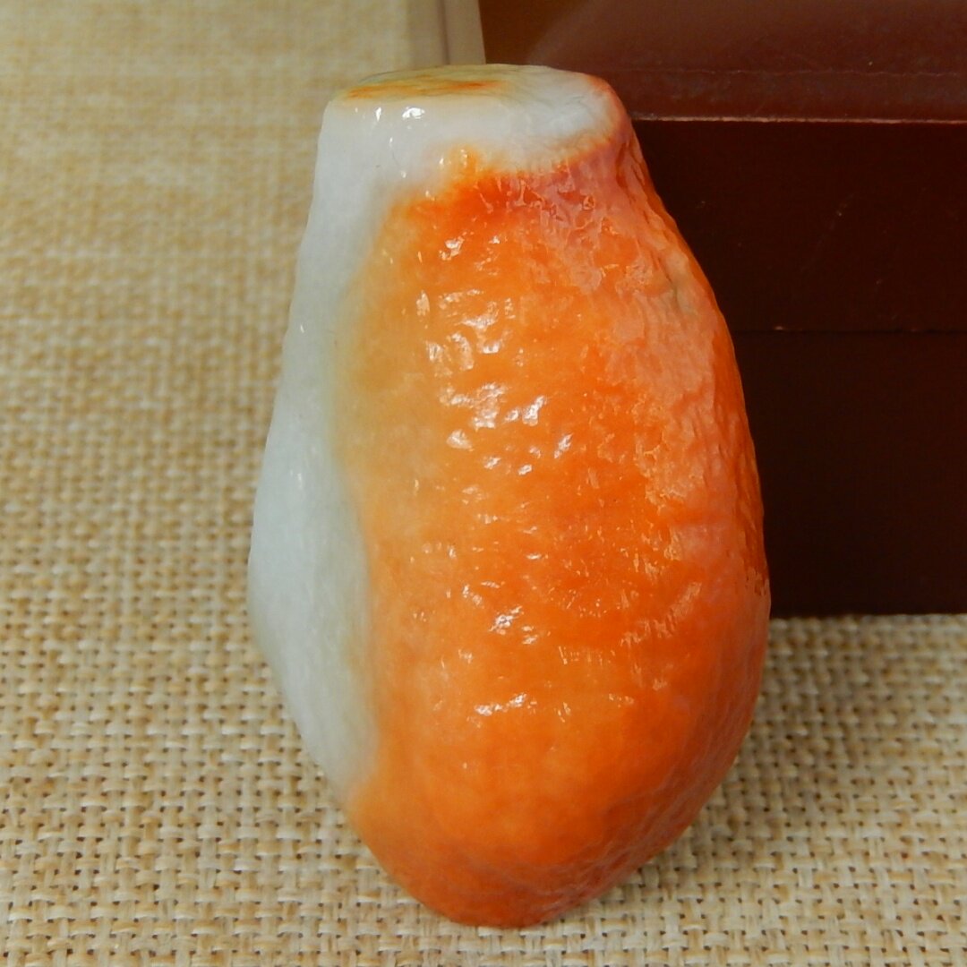 缅甸A货翡翠原石明料玉石毛料大马坎红翡俏色料子边角料挂件V1068