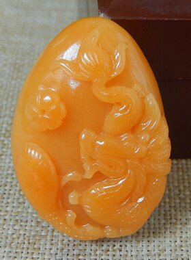 缅甸A货翡翠大马坎满色黄翡龙牌