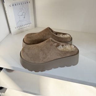 小池在首尔2024年冬季新款厚底勃肯鞋懒人一脚蹬包头半拖加绒棉拖