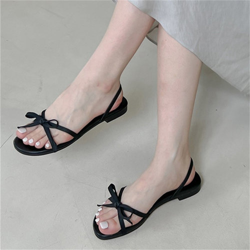 平底蝴蝶结pu露趾两穿凉鞋