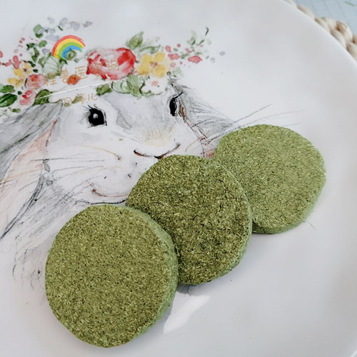 月饼磨牙零食蛋糕提摩西草