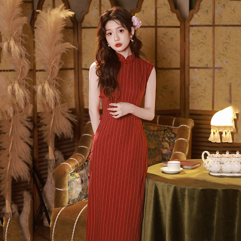 Cheongsam Chinese Traditional Qipao Dress旗袍红色条纹无袖新