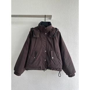 简约时尚 温暖舒适暖焦糖红棕色羽绒服