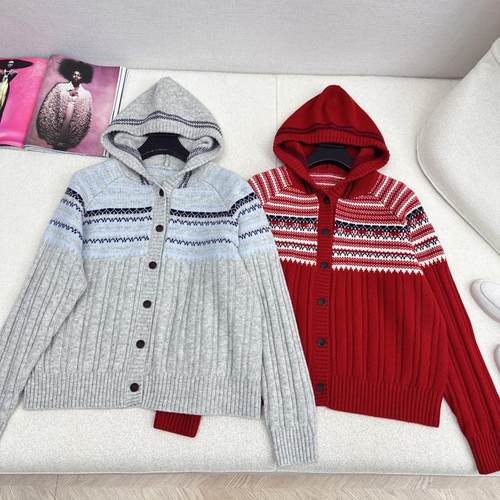 多色纱线交织提花厚实有质感廓形简约连帽毛衣