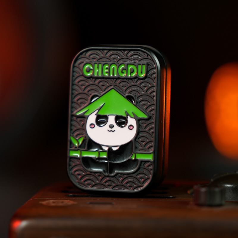 花式竞技熊猫无限位音叉磁力推牌段落啪啪币解压神器甩牌减压玩具