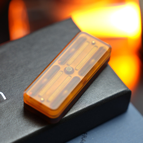 叮叮回弹机械推牌啪啪币PEI琥珀色EDC回檀减压神器解压玩具