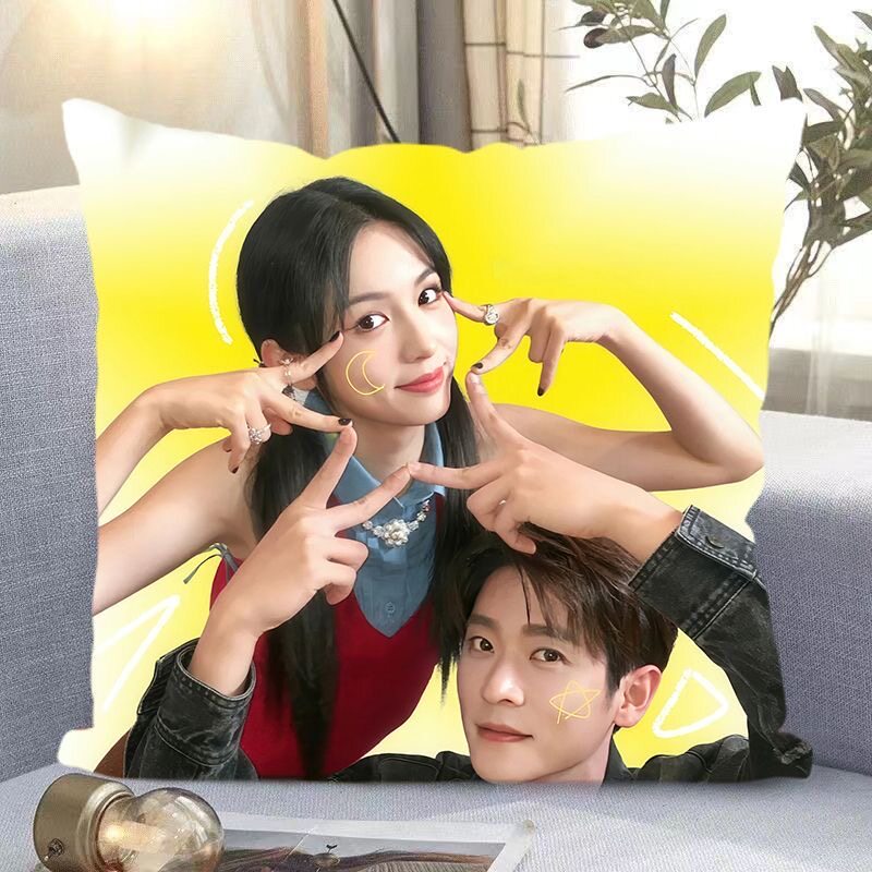 锦月如歌抱枕周也丞磊正方形双面图案靠枕房间寝室装饰宿舍靠垫