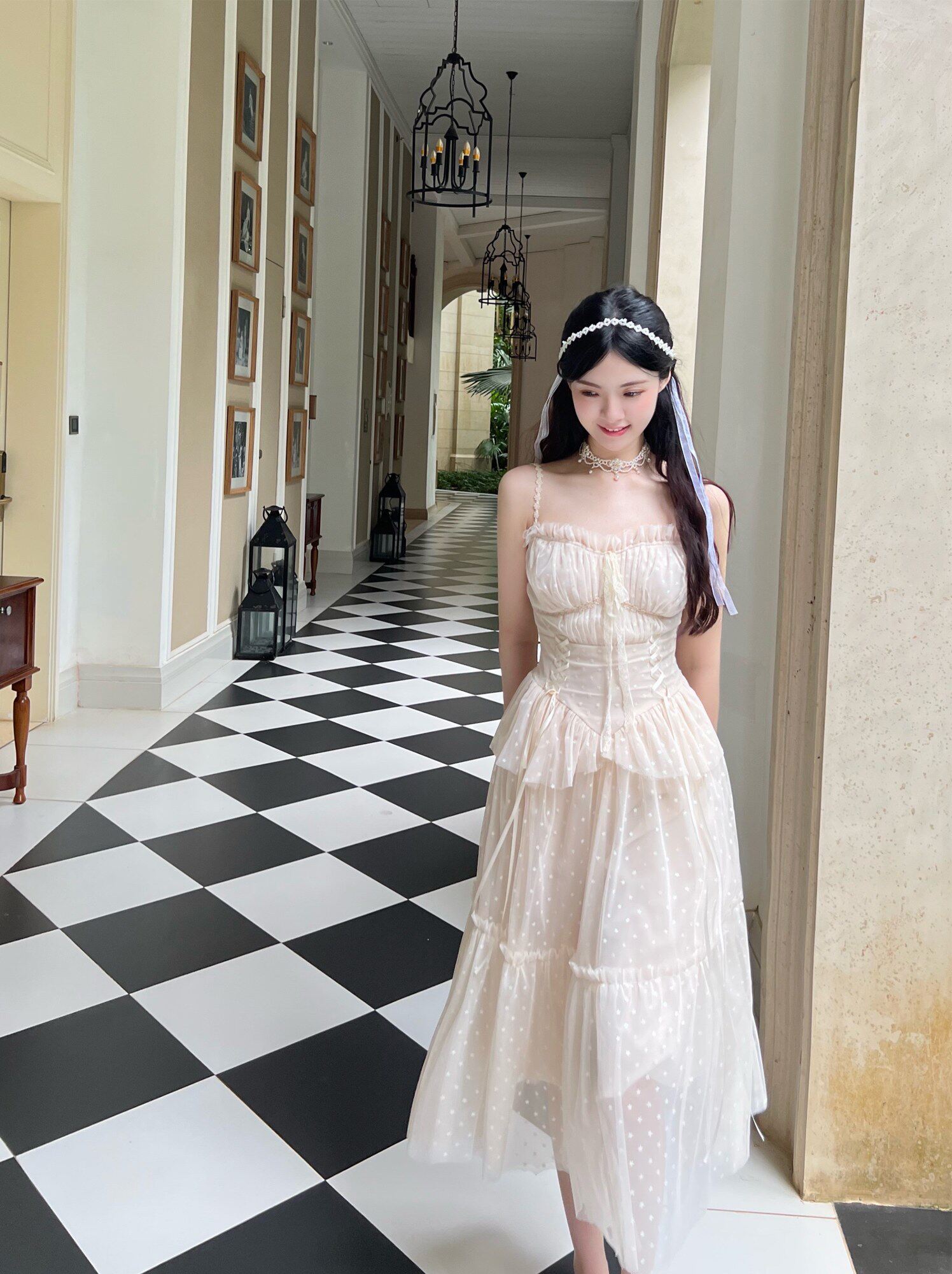 蕾丝网纱细闪仙女度假旅拍吊带露肩连衣裙女气质公主温柔甜美长裙