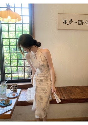 挂脖式新中式旗袍连衣裙