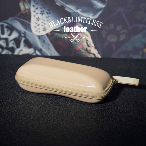 MarkStory眼镜盒送眼镜布高级感